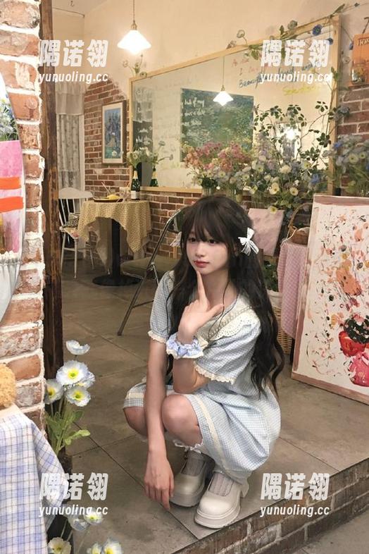 www.155.fun的链接，点进去就像掉进了一个八卦的深渊...