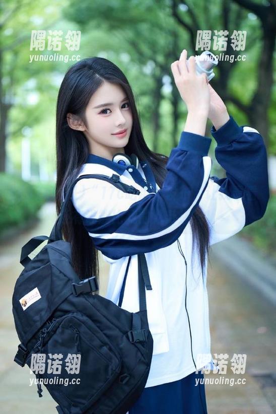“17c吃瓜”发布，让我看看还有谁能比我的八卦还强！