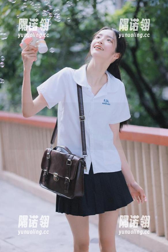 来来来，快来“51吃瓜群众”分享你最近的八卦，搞不好能成为下一个热搜！