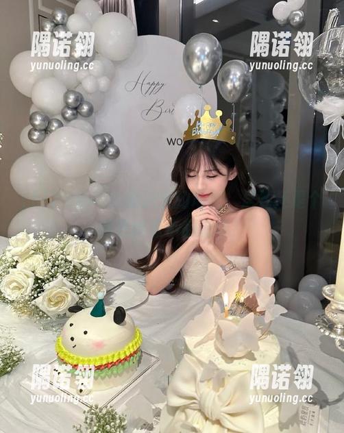 hl hl04.co最近火的地址,居然还是个黑色幽默小品现场!