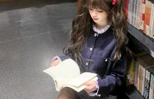 在www.51cg9.com的线路上，顺便也追一下焦点人物的动态！
