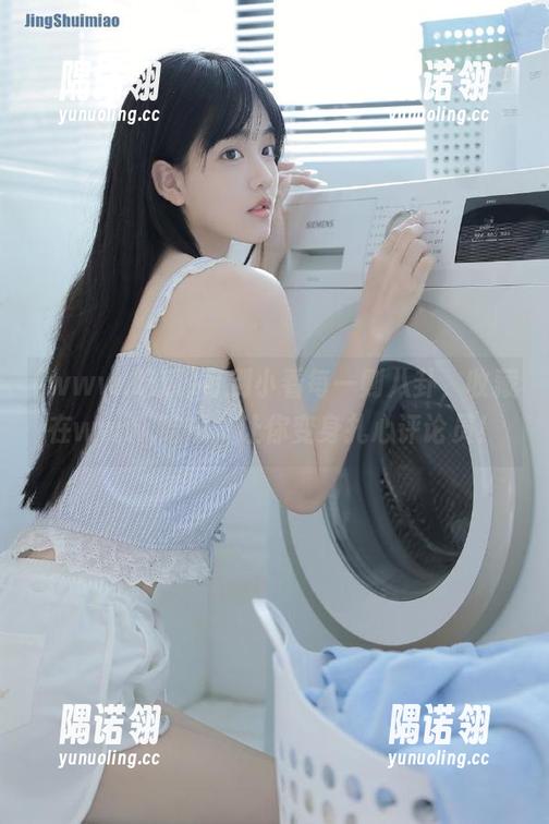 可别小看每一则八卦，收藏在www.吃瓜，让你变身扎心评论员！