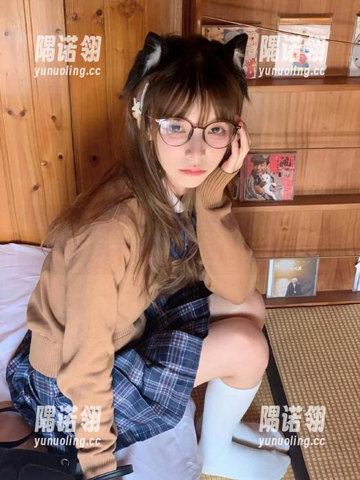 在网页的深渊里探险，天呐，这黑料真不简单！吃瓜17c亮眼！