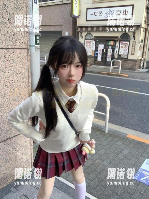 吃瓜导航 一秒速成八卦达人,这网页吃瓜导航带飞你!