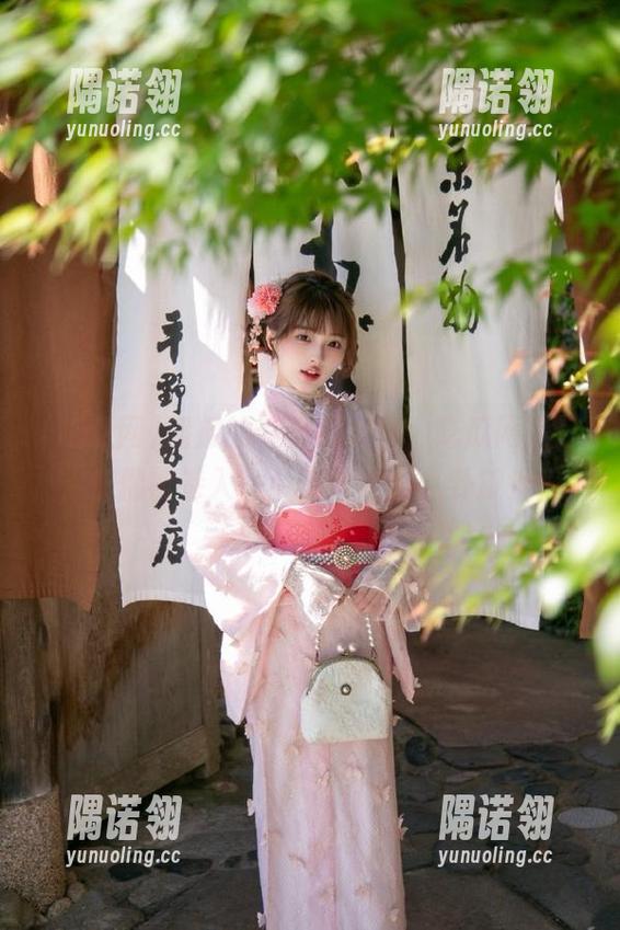 播放的节奏感太强，吃瓜网入口，仿佛被卷入一个无休止的八卦旋涡！