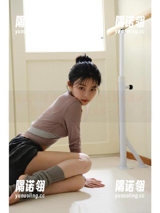 登录吃瓜网，手指在屏幕滑动，瓜太多了，快让我选择一下！