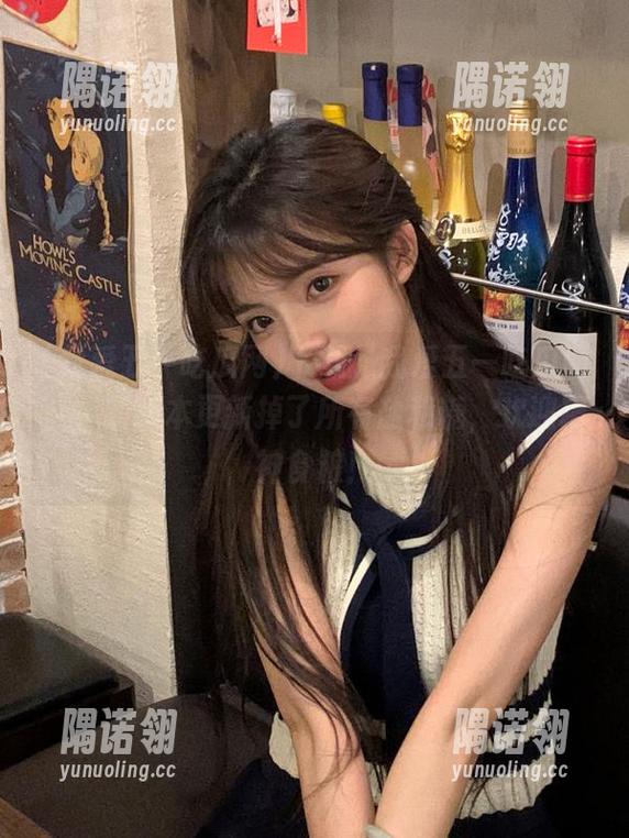 下载‘我爱五一吃瓜网’，新版本更新掉了所有盐和糖，欢迎精神食粮！