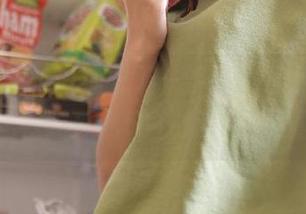 观看了一整晚的八卦，真想和“第一吃瓜网51”聊聊你的看法！