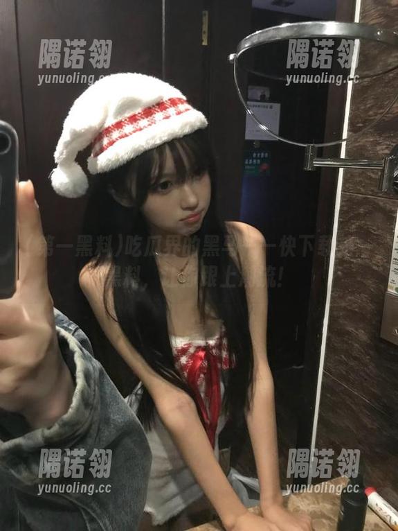 第一黑料 吃瓜界的黑马——快下载第一黑料,让你跟上潮流!