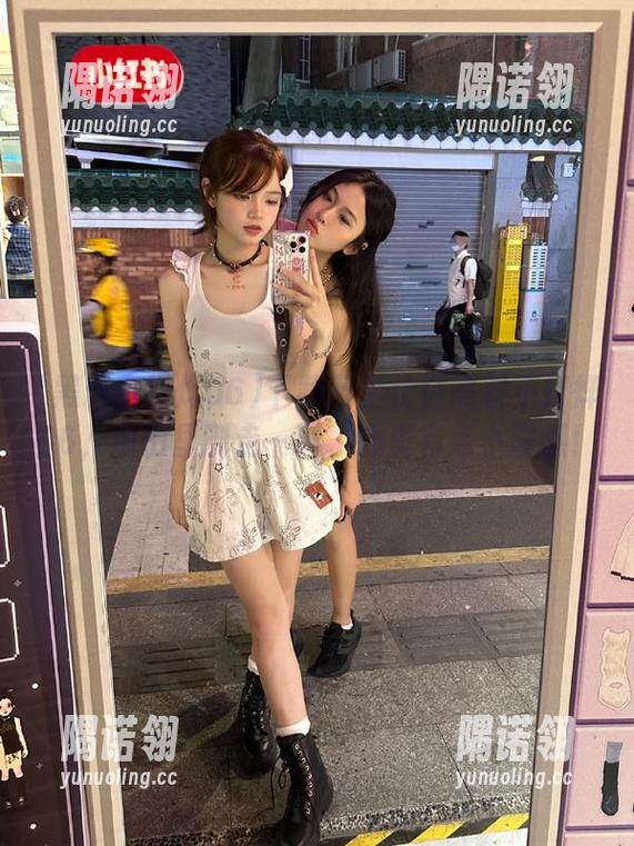 下载万里长征黑料不打烊06，瓜田里刚走一圈，心里有点小震撼！