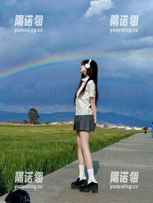 兄弟们，导航直接到黑料不打烊下载地址，我们的午餐又有得吃了！