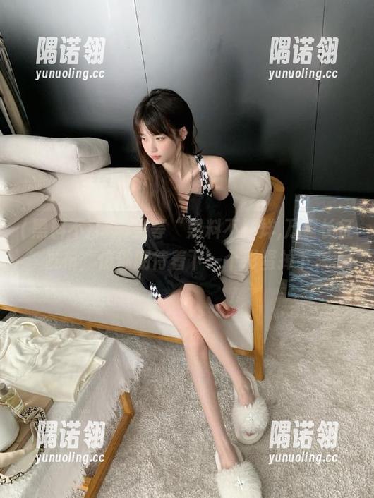 坐等“黑料不打烊,万里长征”发布，仿佛期待着下一个彩蛋掉下来。