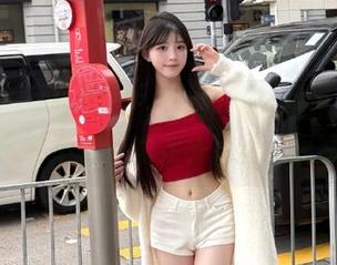 国产花边新闻链接接二连三，黑料不打烊的劲头真令人佩服。