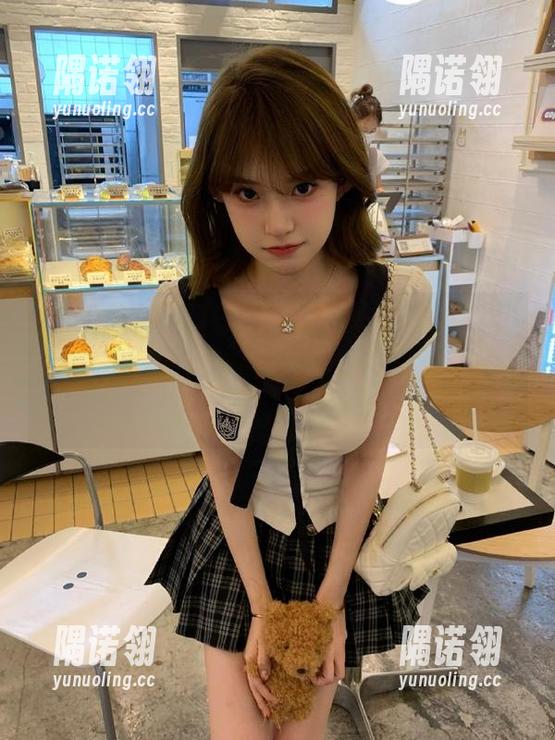 忍不住想八卦一波，“黑料吃瓜不打烊官网”才发布的啥，居然能让我想入非非。