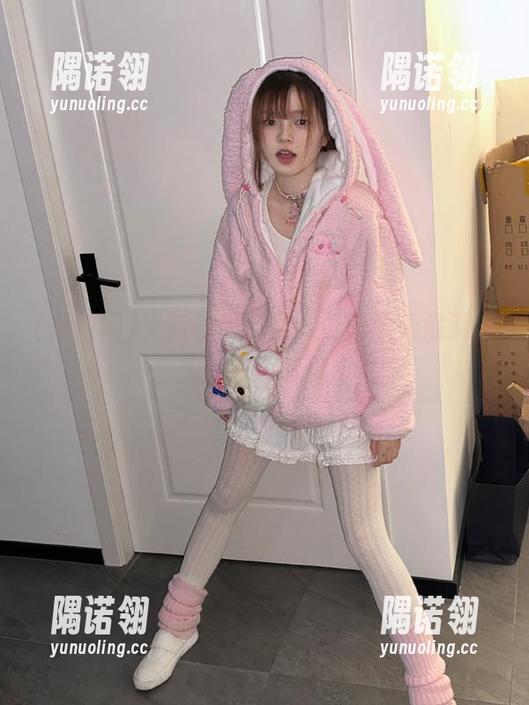 更新的黑料网入口是个无底洞，进去就想一口气逛个够。