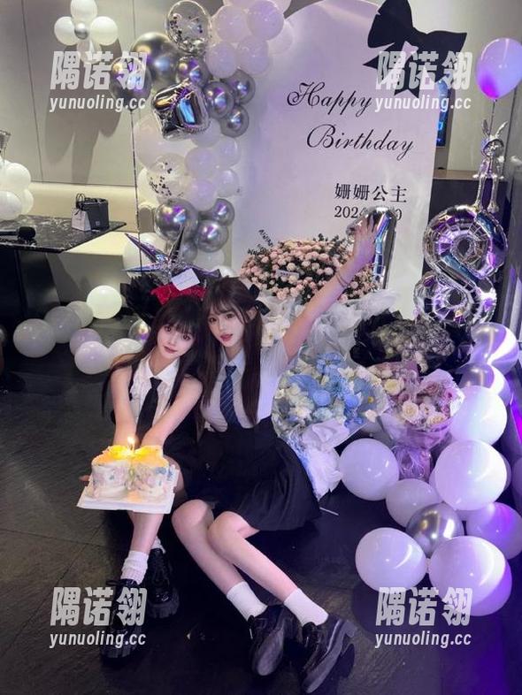 这“黑料网曝”网页，今日的吃瓜行情咋样，太魔性了吧？