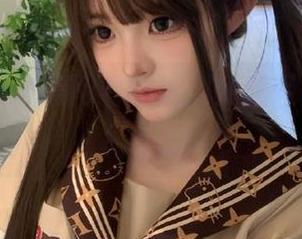 这黑网料网址，如此轻松却又勾人心弦！